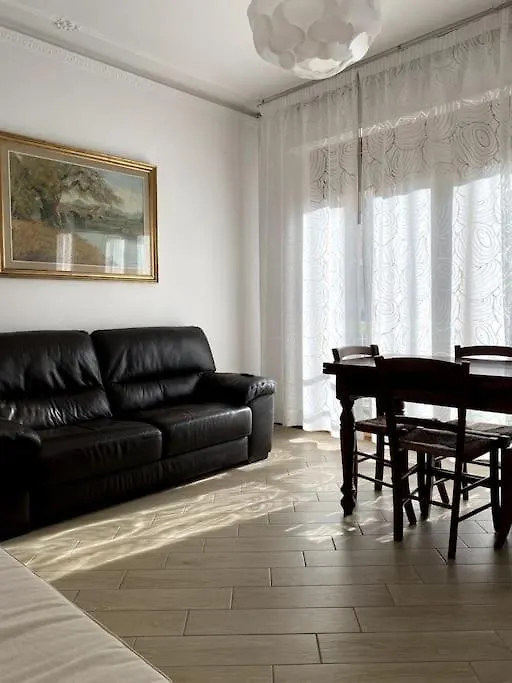 Giulia'S House Apartment Pisa